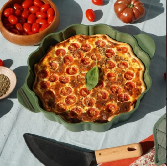 Le Formidable Plat à Tarte avec couteau