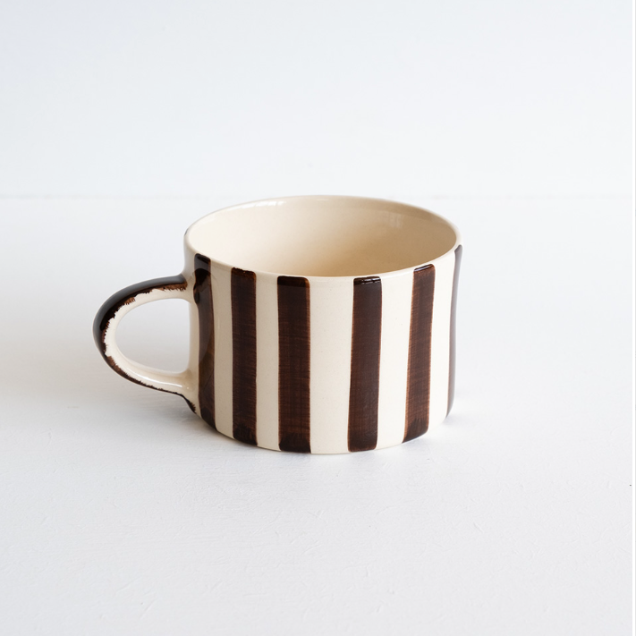 Tasses à déjeuner rayées (différents coloris) - L'essentiel