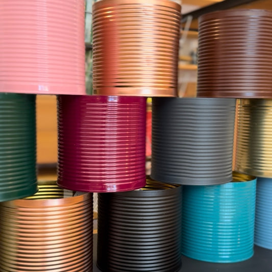 Bougie d’extérieur en métal coloré – 90h