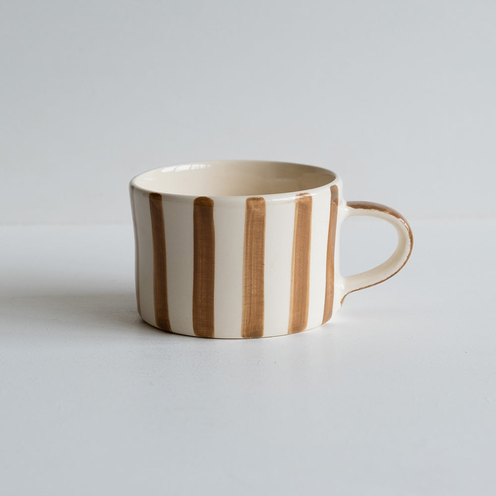 Tasses à déjeuner rayées (différents coloris) - L'essentiel